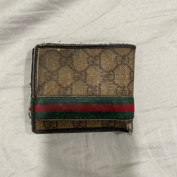 Gucci wallet - Picture 2 of 4